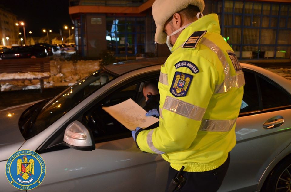 Peripeții „la stropit”: Un ialomițean, un botoșănean și un sibian, toți băuți, implicați în trei accidente