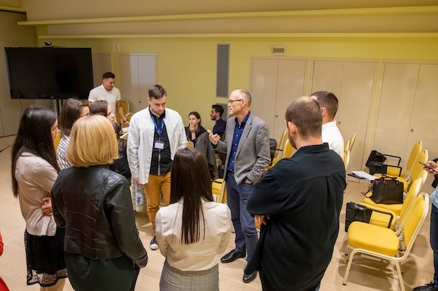 ENSURE. Proiectul care a adus viitorii cercetători în contact cu lumea reală / The project that brought the future researchers in contact with the real world