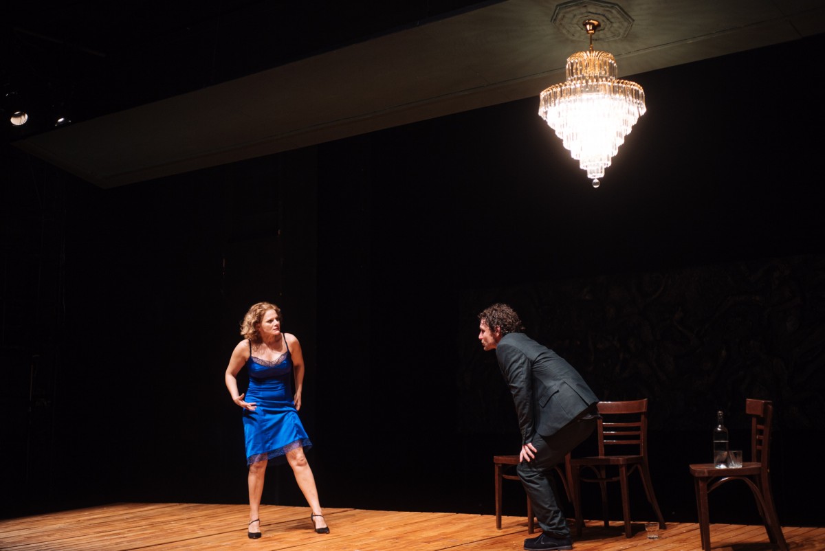 Spectacolul TNRS „Cui i-e frică de Virginia Wolf?” se joacă cu casa închisă la Teatrul Bulandra