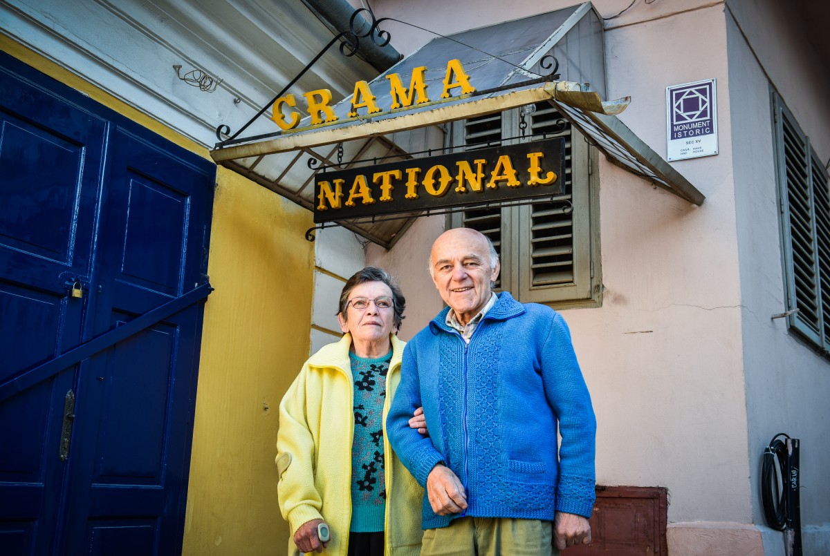 Crama Național se închide după 27 de ani. Don Titi și Elena cheamă toți prietenii la ”o ultimă pită cu fasole”