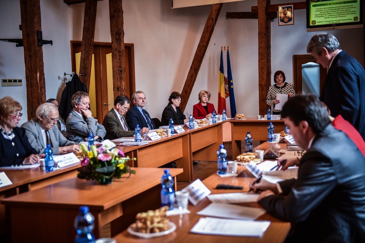 Autorizațiile de construire se pot da în 7 zile doar în situații critice. Regulamentul intră în ședința Consiliului Local