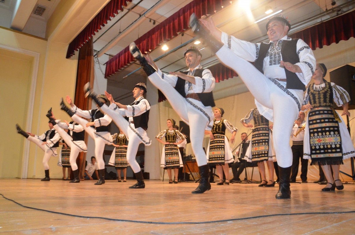 PROGRAM. A început Festivalul Internațional de Folclor „Cântecele Munților”