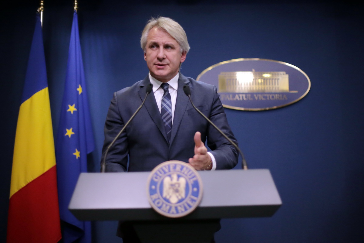 Teodorovici și-ar fi dat un credit cu dobândă subvenționată de la Eximbank, banca statului