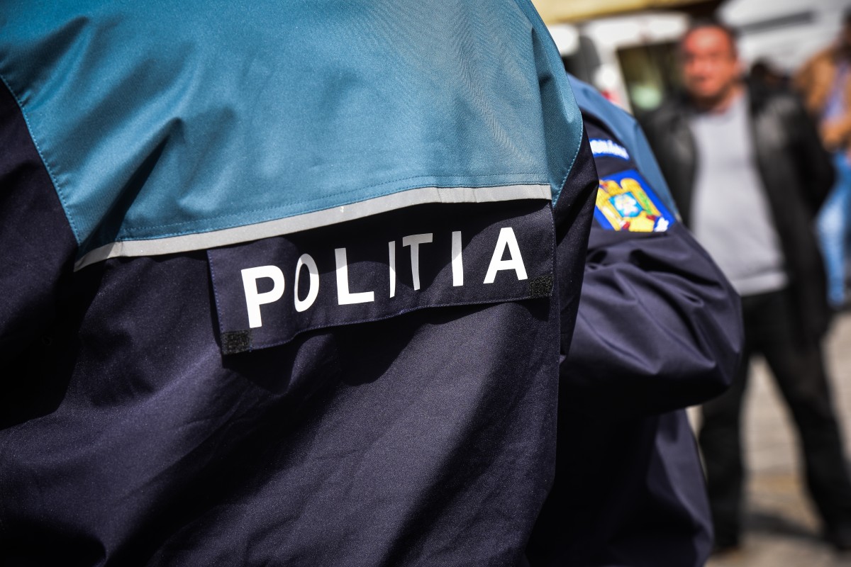 Razie a polițiștilor în Târgul Obor