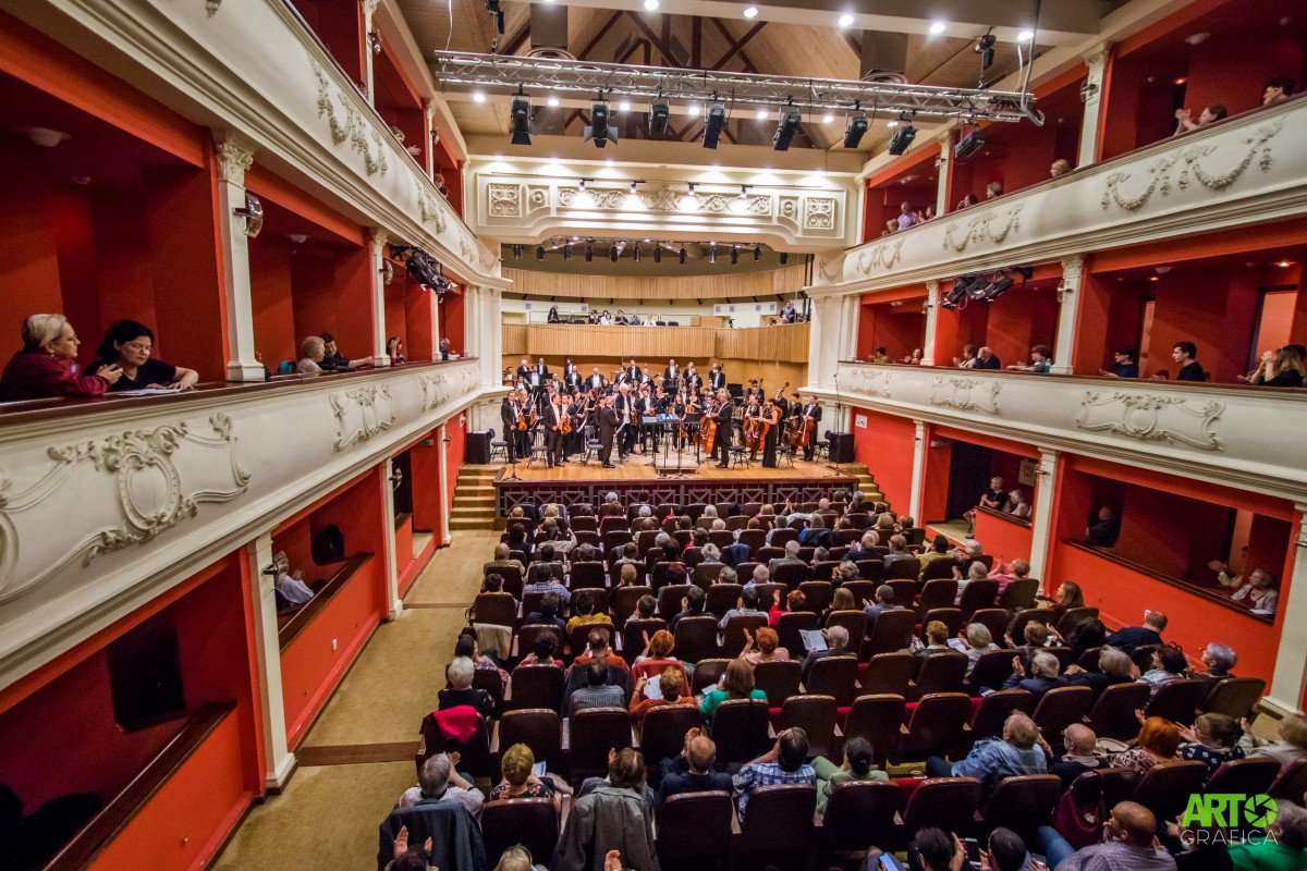 Halloween la Filarmonica de Stat cu concert Beethoven și lansare de carte