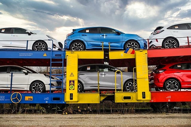 Ford a scos azi din fabrica de la Craiova primele mașini de model Puma