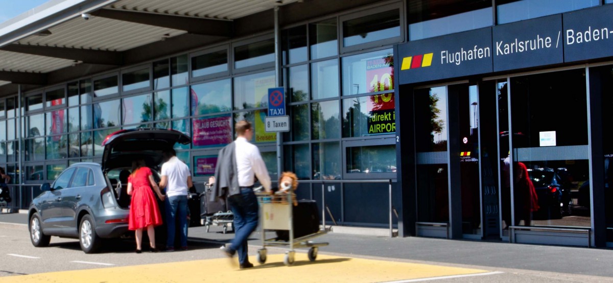 Două zboruri charter cu muncitori pleacă astăzi de pe Aeroportul Sibiu, către Germania