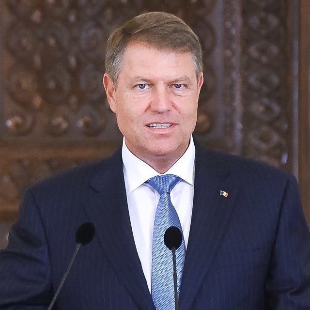 Iohannis: ”Răspândirea de știri alarmiste poate genera o epidemie de panică”