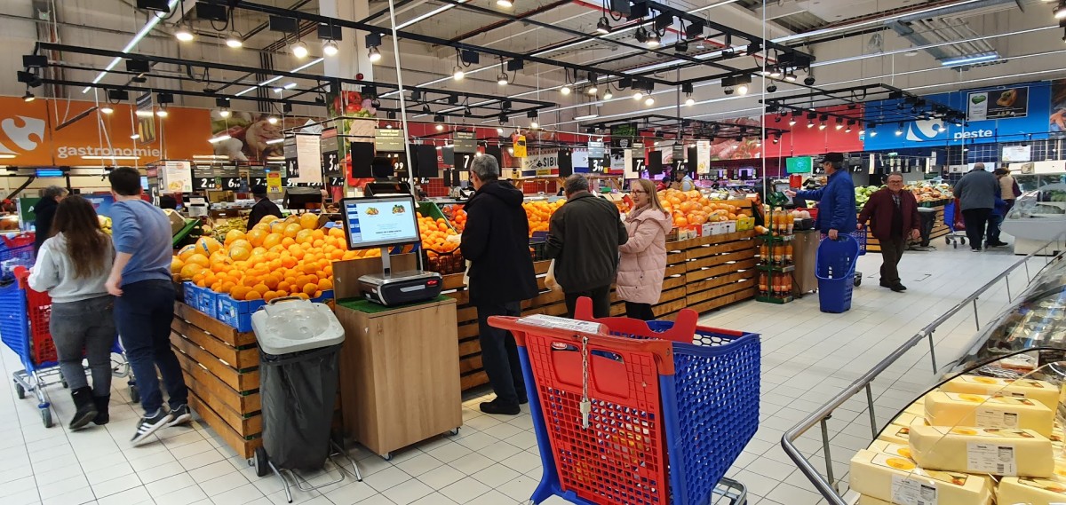 Putem face cumpărăturile la un magazin de pe traseul casă-muncă? Ce spun polițiștii sibieni