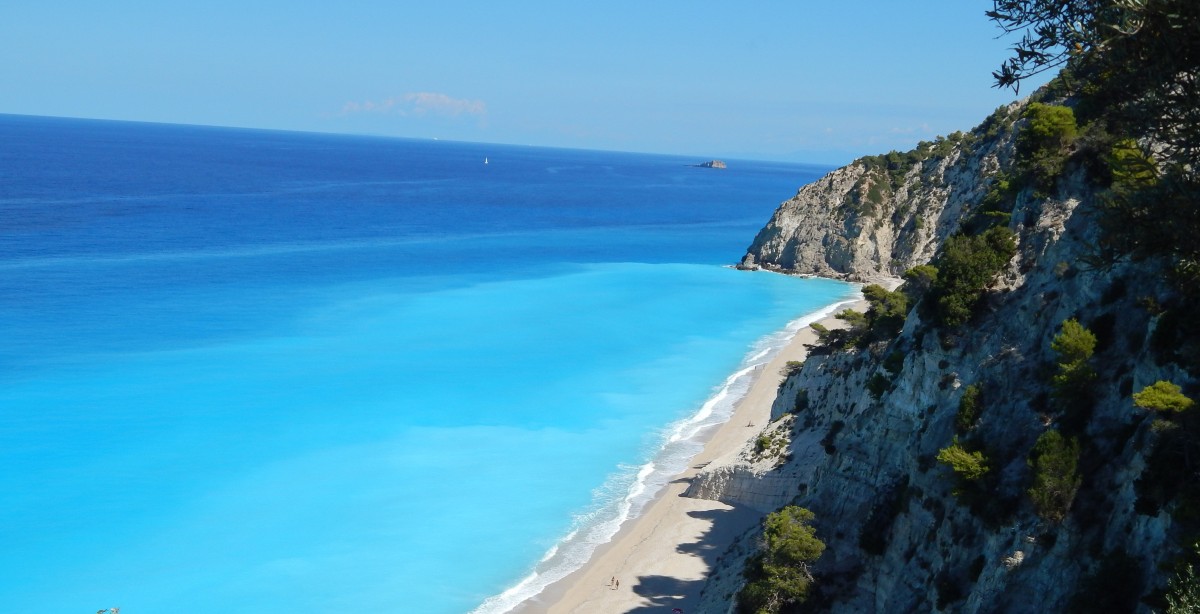Grecia: sezon turistic din iulie, cu turiști doar din anumite țări și cu 