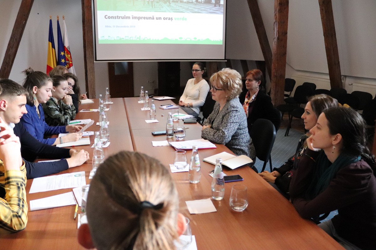 Primarul Astrid Fodor s-a întâlnit cu reprezentanții Fridays for Future