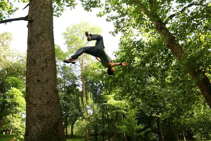 VIDEO Am sărit gardul cu unul dintre ultimii parkour-iști din Sibiu: „Nu îmi imaginam că pot face atât de multe”