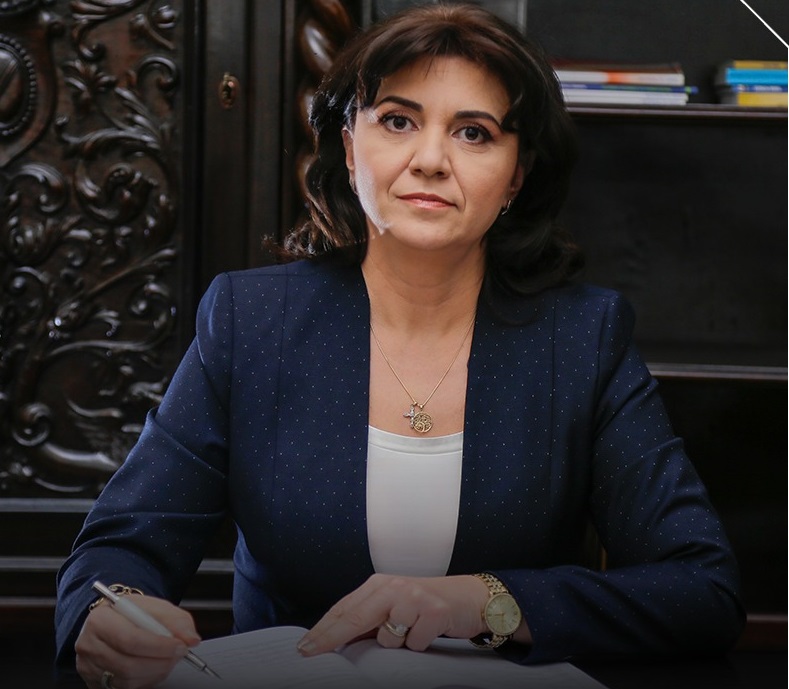 Monica Anisie: Mediile vor fi încheiate cu minimum două calificative sau note. Evaluarea Națională începe pe 15 iunie, iar  Bacalaureatul pe 22 iunie