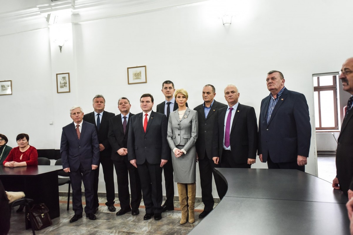 Cum votează parlamentarii de Sibiu moțiunea de cenzură. Scor: 5-5 și o abținere