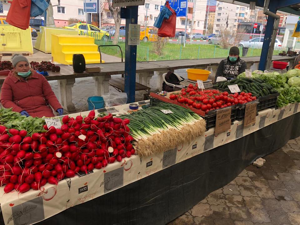 Prețurile din piețele Sibiului, disponibile online. ”Vrem să știe oamenii ce găsesc și cât costă, să-i ajutăm”