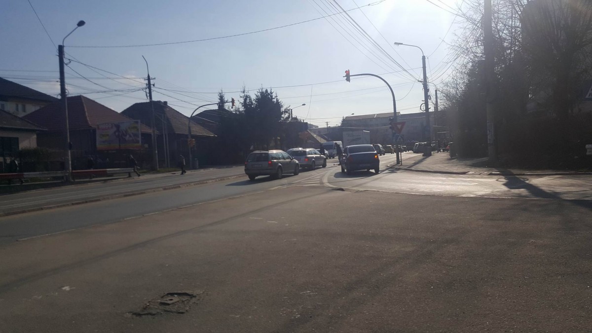 Pieton lovit în timp ce traversa neregulamentar pe Milea