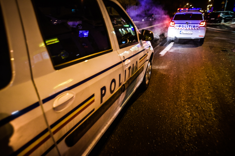Polițiștii au prins un șofer băut și cu permisul suspendat, noaptea, pe Calea Dumbrăvii