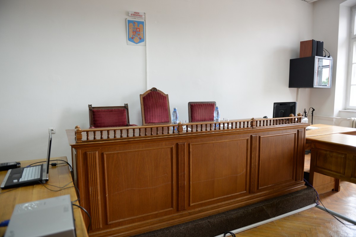 În căutarea unui nou sediu. Judecătorii sibieni au mărit prețurile la 65 de lei/mp
