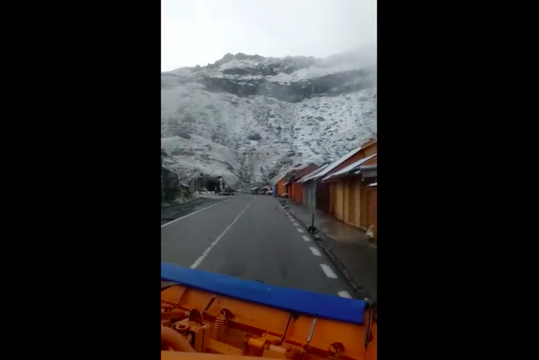 VIDEO Prima zăpadă din acest sezon s-a așternut la Bâlea Lac