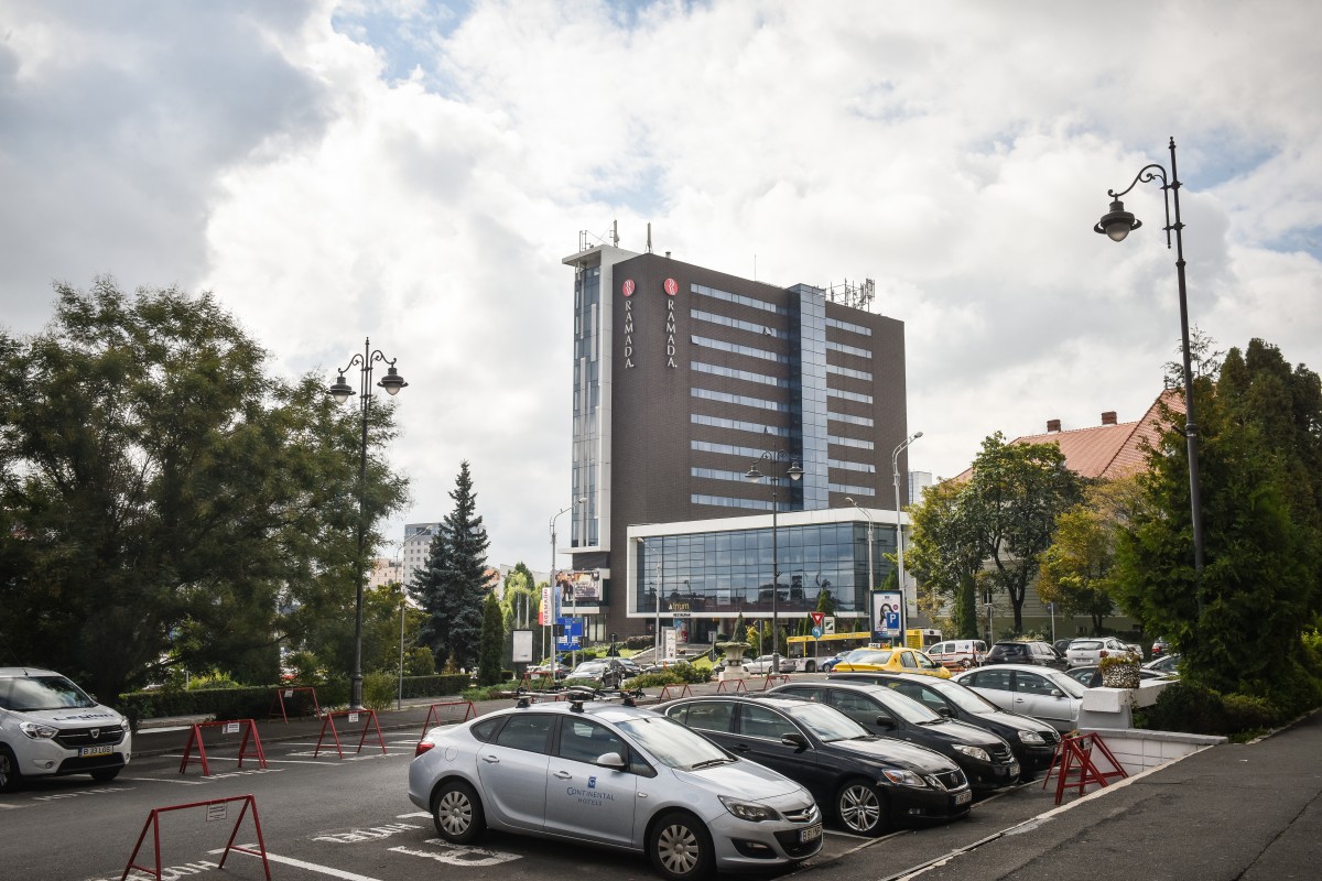 Primul hotel acreditat NATO care oferă sprijin în lupta împotriva COVID-19 se află la Sibiu. „Doar împreună putem salva comunitatea”