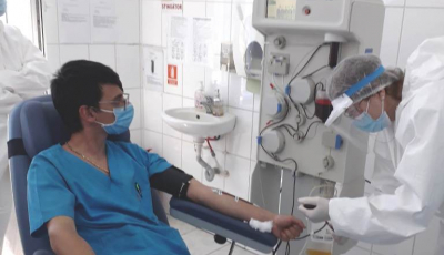 Povestea asistentului medical Raul Dobra, primul donator de plasmă de la Sibiu: „Nu este dureros sau dificil și e rapid”
