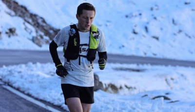 Premieră pe Transfăgărășan: Un sportiv a alergat cei 151 de km în mai puțin de 20 de ore