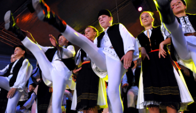 Junii Sibiului, sărbătoriți în Festivalul „Cântecele Munților”