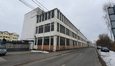 Ultima fabrică de creioane a României, cea de la Sibiu, scoasă la vânzare: 1,6 milioane de euro