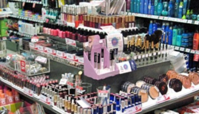 Bandă de sibience, specializate în furturi de cosmetice, prinsă de Poliție