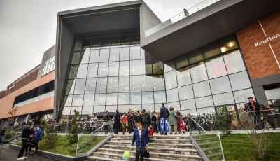 Mall-urile și magazinele din Sibiu își scurtează programul