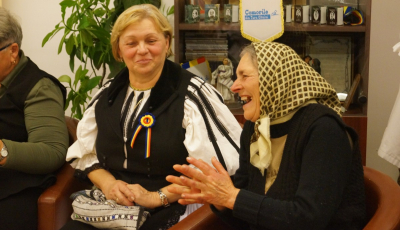 FOTO-VIDEO Șezătoarea de altădată la Avrig. Comunitatea redescoperă vechiul obicei