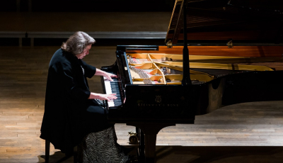 VIDEO Beethoven, în interpretarea „ultimei mari doamne a școlii sovietice”, la Sibiu