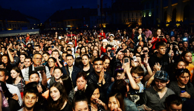 1, 2, 3, 4… Câte trupe sunt în Sibiu?