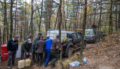 Pompierii sibieni le mulțumesc voluntarilor pentru implicarea în stingerea incendiului de la Măgura