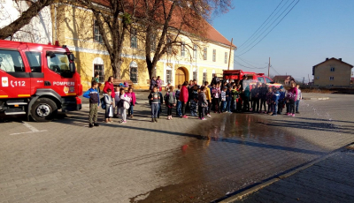 „Primarii să dea bani”. Ce spun directorii școlilor care n-au autorizație ISU