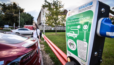 Parcare gratuită pentru proprietarii de mașini electrice