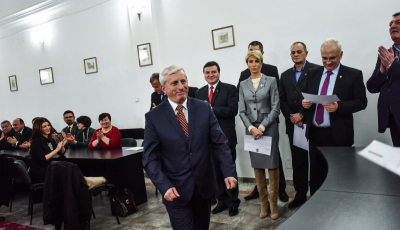 Senatul a respins votul primarilor în două tururi. Sibienii: de la ”nu încalc legea”, la ”nu comentez”