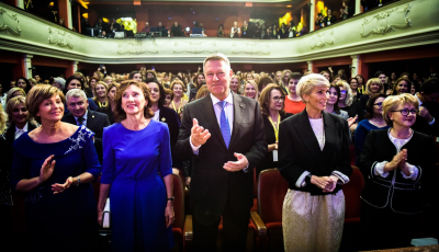 Femeile de succes au fost celebrate la Sibiu, în prezența președintelui. „Începem de la capătul de sus al normalității - excelența”
