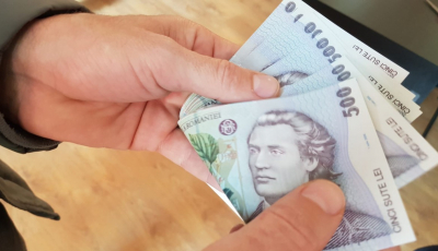 Vești îngrijorătoare din economie: Salariile au început să scadă. Sibienii au în continuare cel mai mare venit din regiune