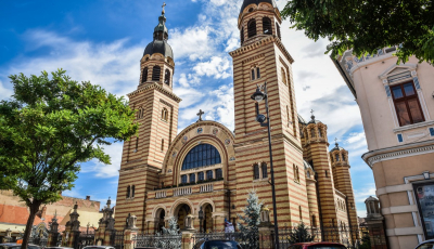 Arhiepiscopia Ortodoxă a Sibiului a renunțat la 500.000 de lei, pentru a fi donați Spitalului Județean