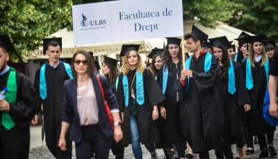 Studenții de la Drept pot ajunge la Viena și Strasbourg. Care sunt condițiile