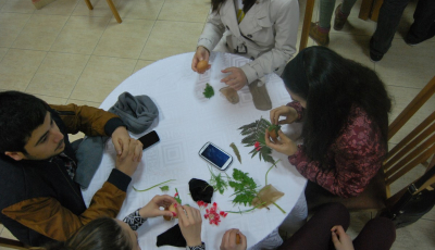 Mii de euro pentru proiecte „Made by ULBS”: sirop, pușculiță, broșuri, recipiente pentru deșeuri, stickere, spectacol