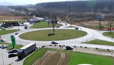 Un an de blocaje la Veștem și zero modificări în teren, doar promisiuni