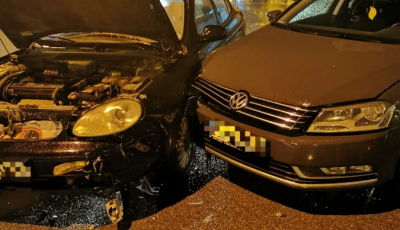 Un șofer a fost rănit, după ce a lovit o altă mașină în intersecție, în Ștrand