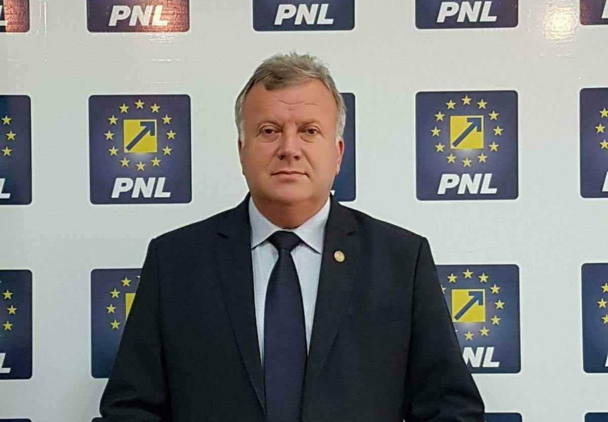 Constantin Șovăială: Nu-l vedem, nu are gust, nu-l simțim. Feriți-vă de coronavirus stând acasă