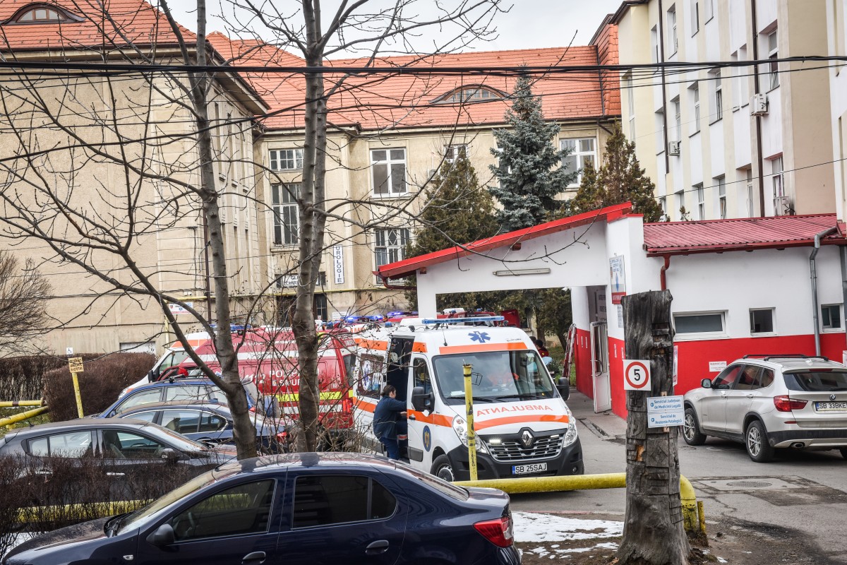 O femeie de 77 de ani, al treilea deces din cauza coronavirusului la Sibiu