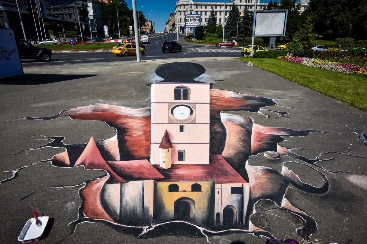 Street Art Festival. Desenele multicolore care trezesc la viaţă întreg Sibiul | foto video