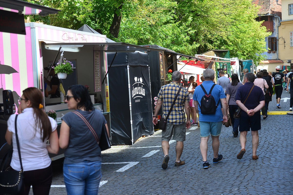 Propunere pentru administrație: Sibiul să devină primul oraș prietenos cu fenomenul ”street food”