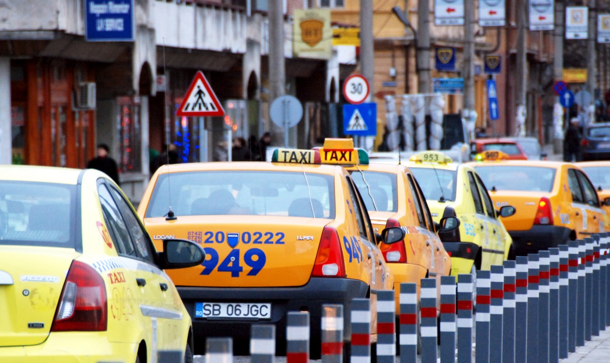 Compania de taxi 949 reduce tarifele. ”Vrem să venim în sprijinul sibienilor”