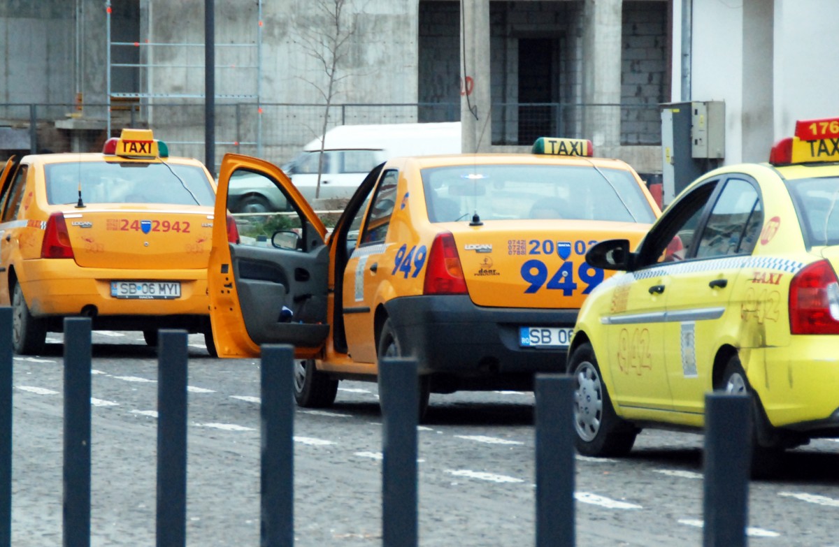 Compania de taxi 949 reduce tarifele. ”Vrem să venim în sprijinul sibienilor”